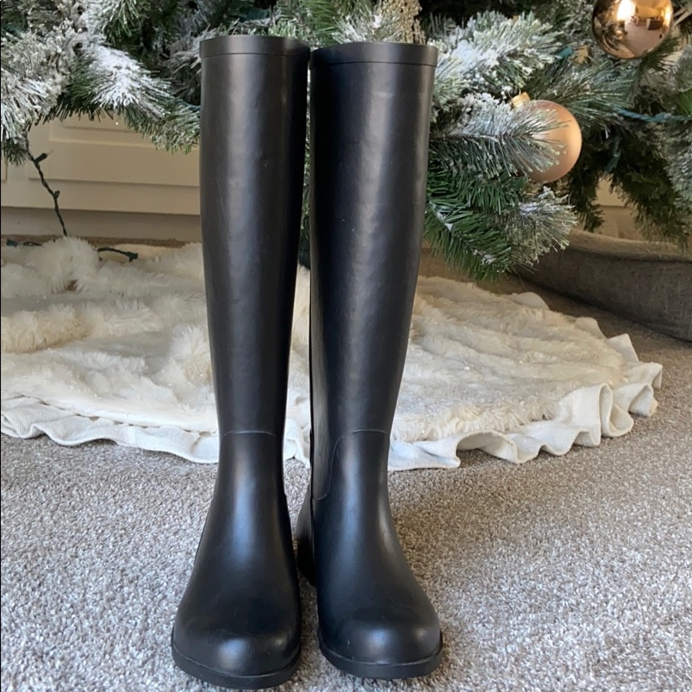 Urban Outfitters Rubber Rain Boots